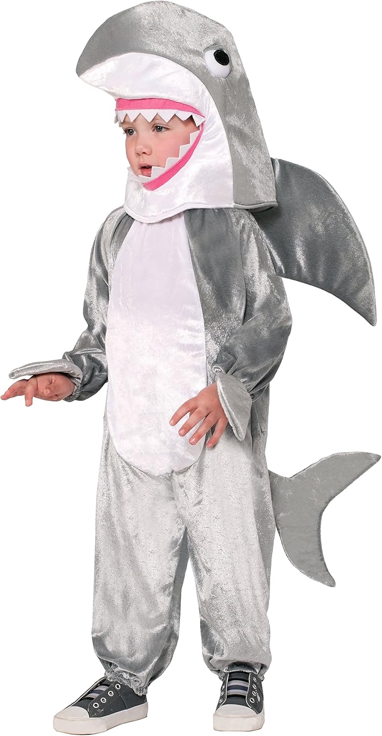 Requin en peluche avec des dents