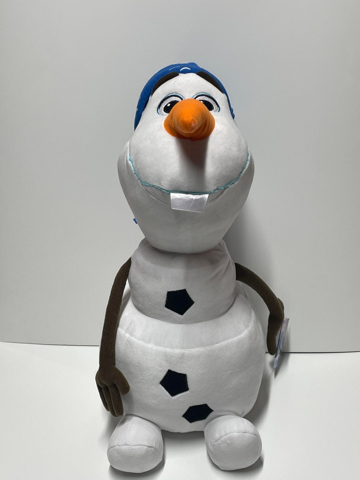 Winter Hat Olaf Plush - Disney Frozen