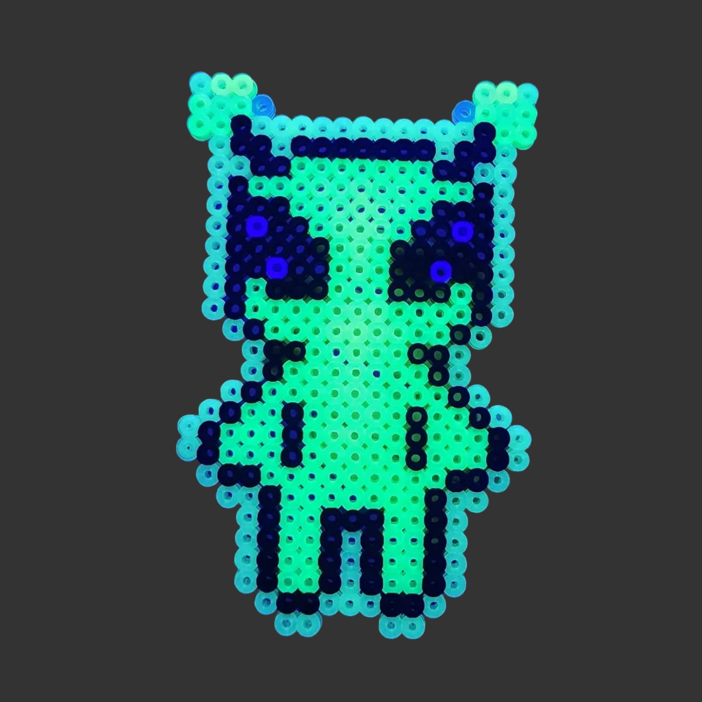 Pixel Art - Neon Aliens